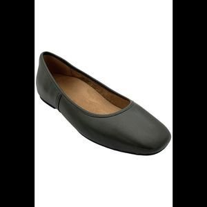Vionic Women's Orinda Leather Ballet Flats Dark Khaki Leather - Medium